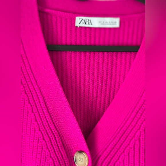Zara Fuchsia Cardigan Sweater/ cardigan NEW NEVER WORN size small - Picture 4 of 14